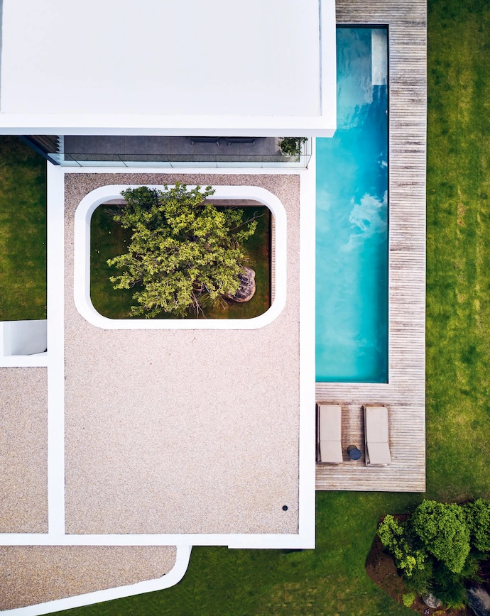 An aerial view of the playful cutout in the courtyard.
