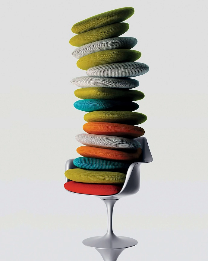 Tulip chair by Eero Saarinen.