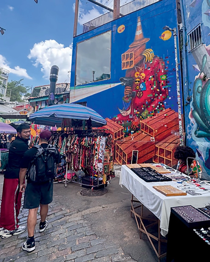 Textures, colours and scenes from São Paulo and the 2026 ABUP fair.